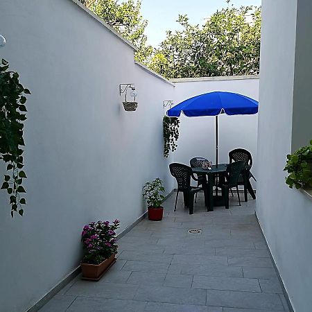 Вілла A Casa Di Sante Arnesano Екстер'єр фото